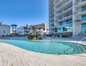 Bella Luna 205 | Beach Access + Pools, Hot Tub & Fitness 4