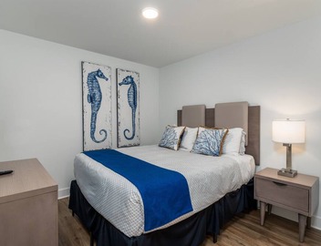 2/2 Penthouse, Clearwater Beach, 801 Avalon! 4