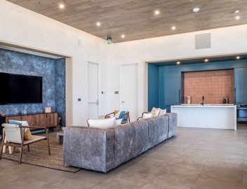 Natiivo Austin 23rd flr condo - skyline-view balcony - luxe rooftop pool & gym 4