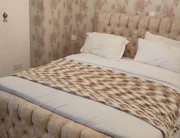 4 luxurious bedrooms all ensuite with a touch of class in Westlands 4