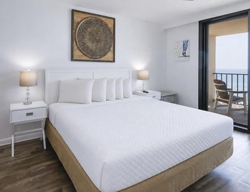 WEEKLY SPECIALS! 2BR @ Phoenix 3 3