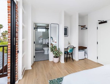 Balcony Room 304 | The Brick Boutique Hotel 2