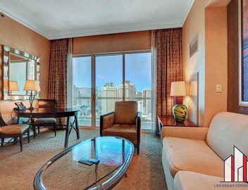 MGM Signature-29-607 F1 Track & Strip View Balcony 5