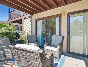 3 Pools {1 Heated!}, Hot Tub, Fitness Facility, Dog Friendly, Park @ Your Door 4