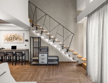 Welcome to Athenian View Loft, a new accommodation in the center of Athens! 4