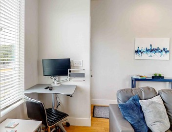 Lavish eastside retreat with private rooftop deck near dining & entertainment 3