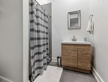Spacious Studio 3 Blocks Off St. Charles Avenue 5