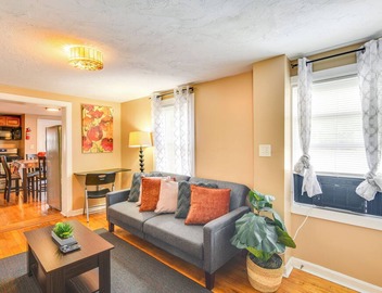 Stunning Brockton Apt < 4 Mi to Westgate Mall! 3