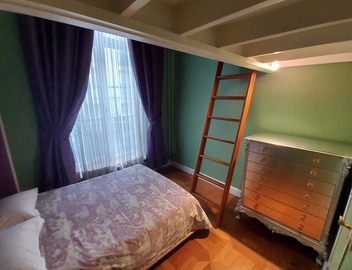 Italian designed apartment Marais 2