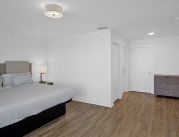 Modern Design Gulf Facing Condo on the Beach 3