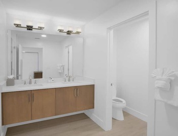 Modern Design Gulf Facing Condo on the Beach 4