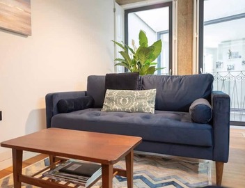 LOUNGY PORTO - Charming duplex apartment with Patio located in downtown Porto 5
