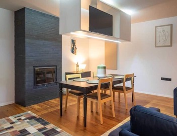 LOUNGY PORTO - Charming duplex apartment with Patio located in downtown Porto 4