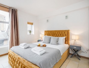 Central Holborn, lovely and bright apartment for 4, Air-Con 2