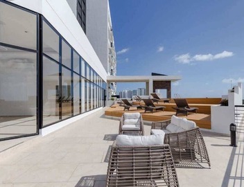 Lagoon-View Apt - Cancun - Pool & Gym - Sleeps 4 4