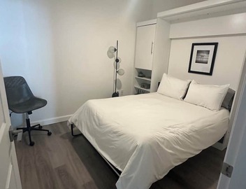 Urban Hi-Tech 2 BR Escape in Little Italy~Near Bay, Gas Lamp & Beaches! 2
