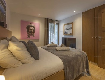 Apartment Adret 6 people Sunny Side Apartment with Pool, Lake and Mountain Views 5