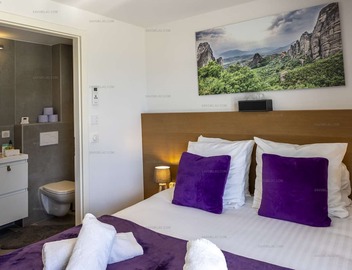 Apartment Adret 6 people Sunny Side Apartment with Pool, Lake and Mountain Views 4