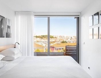 LUXURIOUS, BRIGHT & LARGE TERRACE WITH GREAT VIEW | Family-Friendly 5