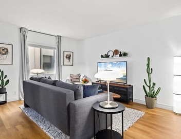 Double King Suite with Patio Dining and Parking 4