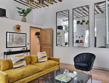 Modern, elegant 2 BD 2 BTH, in the Marais, insurance included 4