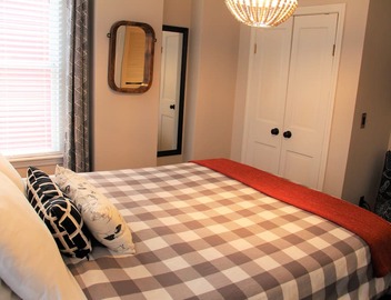 *Fresh* Modern Triplex in a Classic Boston Row House, Amazing City Views! 4
