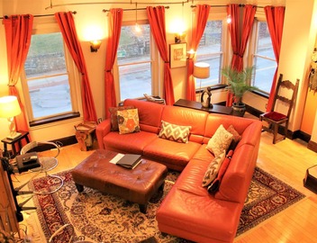 *Fresh* Modern Triplex in a Classic Boston Row House, Amazing City Views! 5