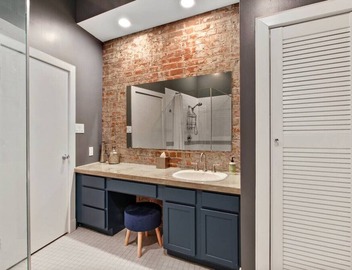 Luxury Condo in the Warehouse District! 5