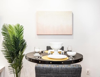 Gorgeous Modern Serviced Apartment 4