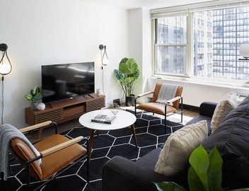 Modern Corner 2BR in Streeterville | Roof Deck | Lake Views 2