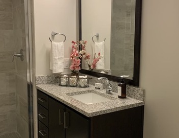 A Luxury Stay in the City - free WiFi + More Mins from the Braves @ Truist Park 3