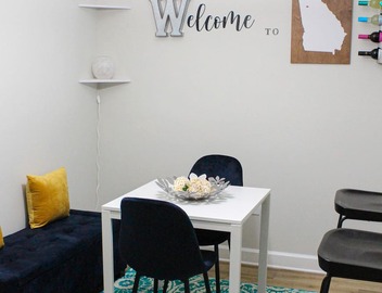 ENTIRE APARTMENT-Comfy/Cozy 2bdrm near Perimeter 4