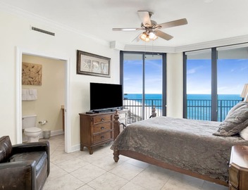 Stunning Beachfront Corner 3BR @ Phoenix IX Sleeps 10 Panoramic Views & Pools 2
