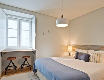 Ribeira 4 - Boavista - Completely refurbished apartment! Just a few steps from the Ribeira Market, T 4
