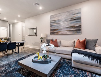Downtown 4BR | Private Outdoor Patio | King Beds | The St. Louis 5