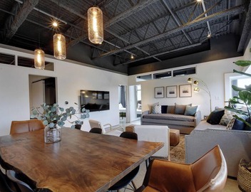 Bright + Stylish Downtown Loft | East 6th Street 3
