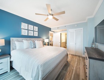 Waterscape A625 ~ Top Floor 2BR ~ Partial Gulf View ~ Beach Service 3