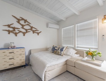 Breathtaking Oceanfront Accomm.: "Best in Class" Recipient for Vacation Rentals 4