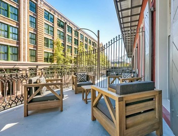 ⚜️THIS IS IT! Downtown Location & Luxury GLAM MEETS HISTORIC CHARMER LG Balcony City Views! 3