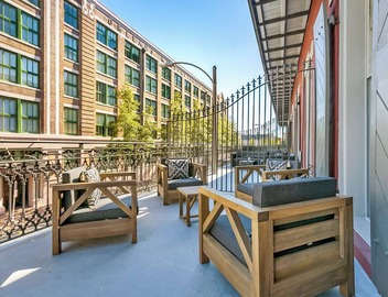 ⚜️THIS IS IT! Downtown Location & Luxury GLAM MEETS HISTORIC CHARMER LG Balcony City Views! 5