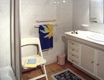 Sunny Provence Home with Terrace 4