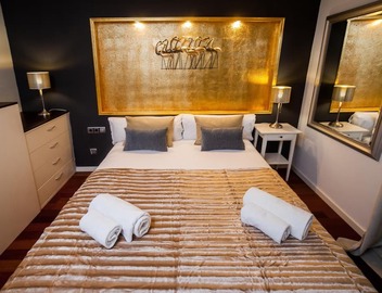 Victoria City Center 2: Luxury Touristic Duplex in the heart of Barcelona 4
