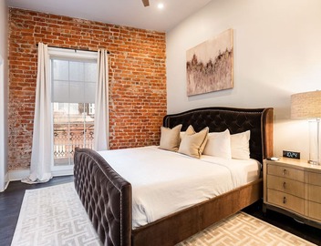 📣New XL Luxury Corner Condo PRIME Historic Downtown Location HUGE Balcony Wrapped in Wrought Iron 5