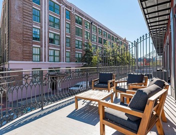 📣New XL Luxury Corner Condo PRIME Historic Downtown Location HUGE Balcony Wrapped in Wrought Iron 4