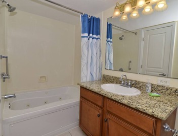 Bay Watch Resort 420 - Beautiful OceanFront 1 Bedroom 1 Bath 4