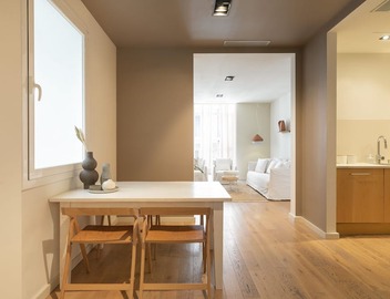 Ghost - Quiet 2 Bed. 2 Bath. Apartment 4