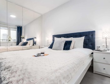 Elegant Apartment with a Balcony | View of the Palace of Culture and Science 5