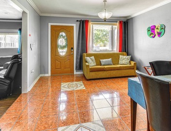 5 Mi to French Quarter: NOLA Getaway w/Patio! 2