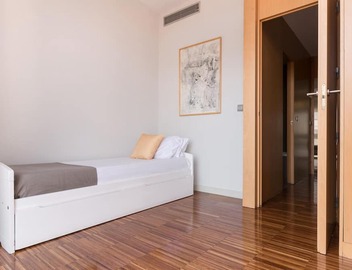 Chueca Apartments II - Duplex in the Center of Madrid 4