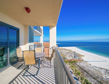 *WEEKLY SPECIALS!* 2 Bedroom GULF FRONT Condo ~ Phoenix East II 2